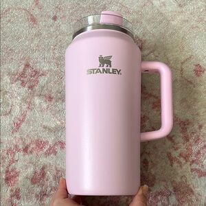 Stanley Cup 64oz Pink